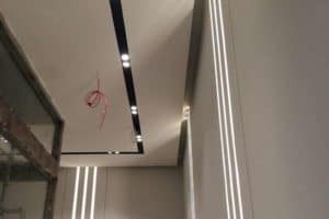 Półka sufitowa na oświetlenie LED_3