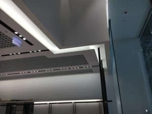 Półka sufitowa na oświetlenie LED_9